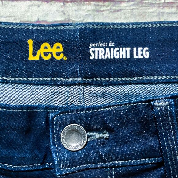 Lee Womens Jeans size 12 Perfect Fit Straight Leg x31” Dark Wash Denim Stretch - Picture 4 of 11